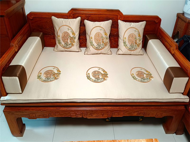 刺绣罗汉床坐垫
